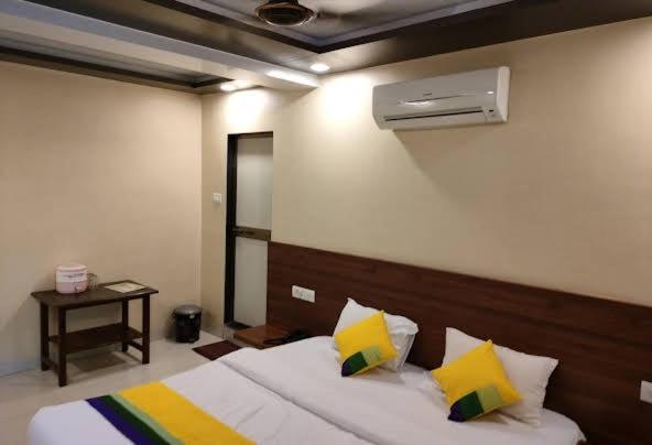 Hotel President House Matheran Exterior photo