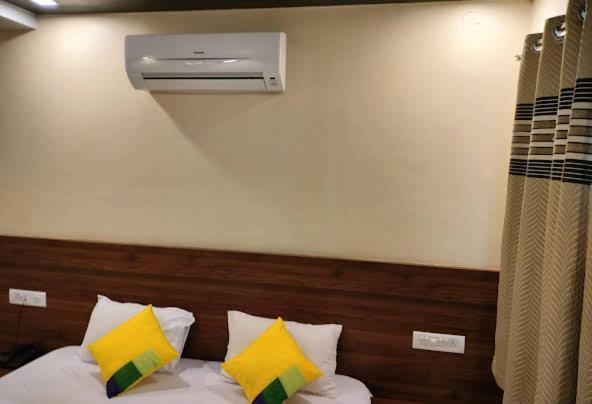 Hotel President House Matheran Exterior photo