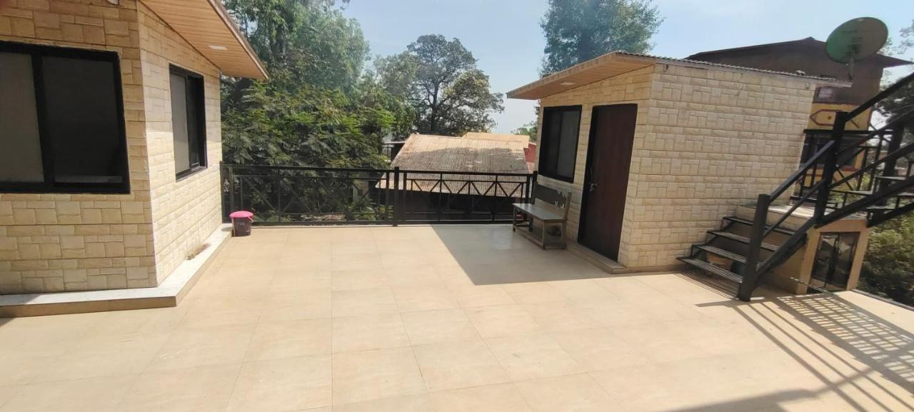 Hotel President House Matheran Exterior photo